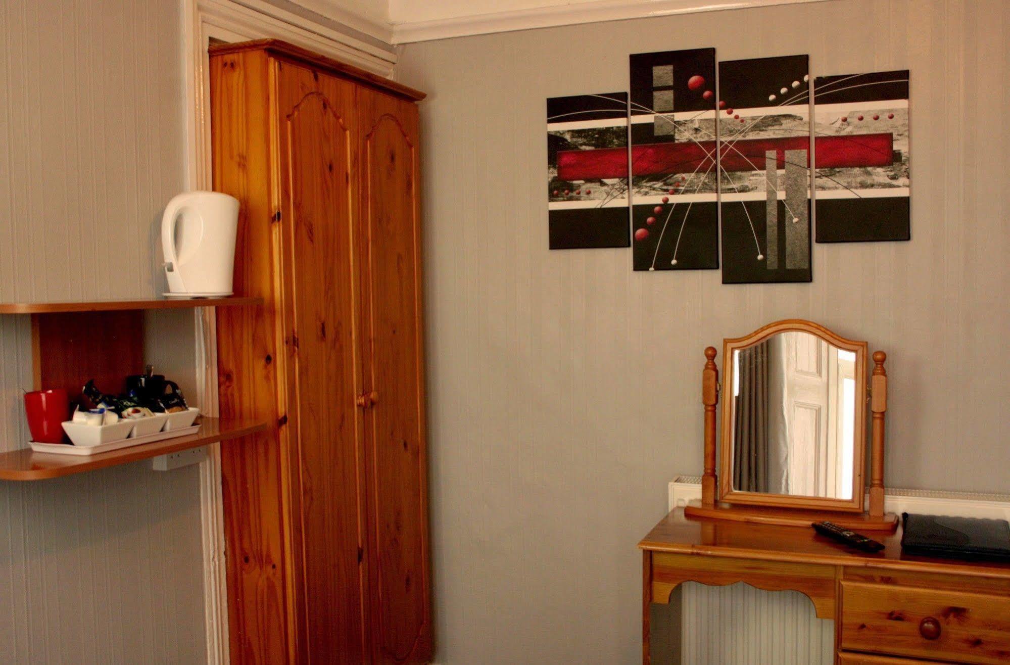 Devon View Guesthouse Swansea Kültér fotó